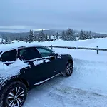 Lys Og Moderne Rett Ved Skiloypa Pa - Kort Vei Til Sjusjoen, Lillehammer Og Hafjell - Dyr Ikke Tillatt